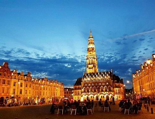 אראס Au Coeur De La Grand Place מראה חיצוני תמונה